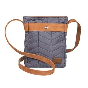 Roxy cross body purse (NEW)